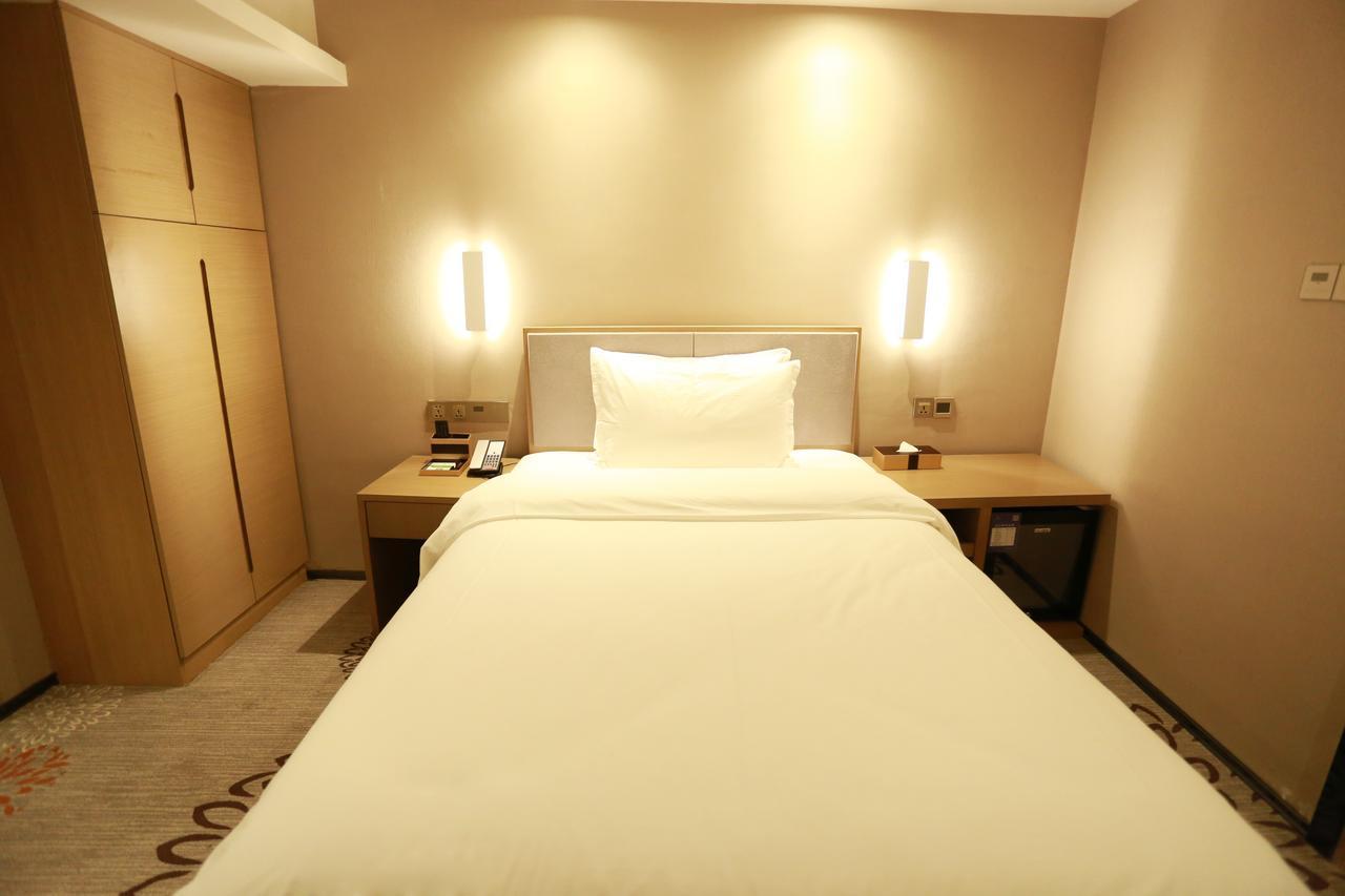 Lavande Hotel Baogang Avenue Guangbai Xinyi Branch Γκουανγκζού Εξωτερικό φωτογραφία